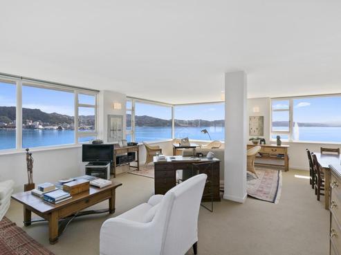 8/202 Oriental Parade, Oriental Bay