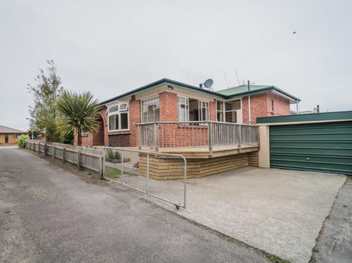 224 Otipua Road, West End