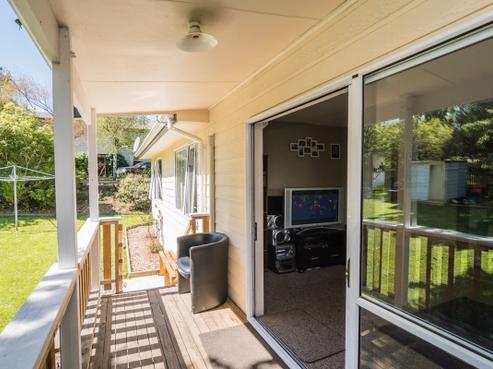 22D Woodlands Road, Parkside
