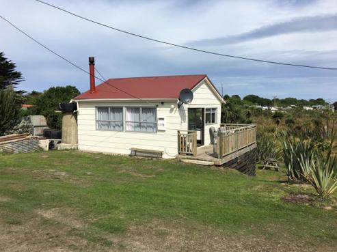 14 Riverview Road, Milton