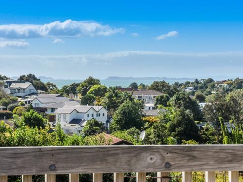 146 Weatherly Road, Torbay