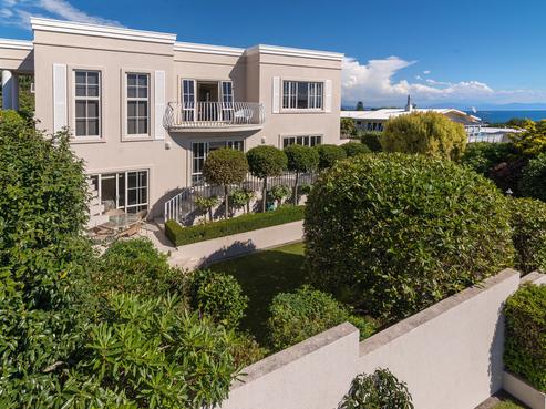 1/1 Kurupae Road, Hilltop