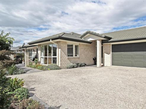 74 Covent Drive, Stoke