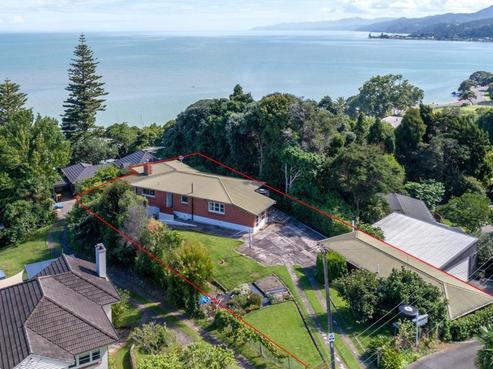 35 Patui Avenue, Thornton Bay