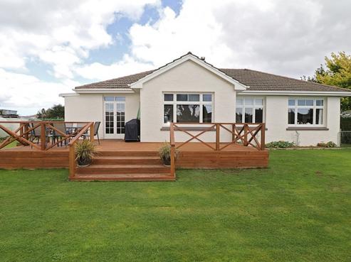 7 Herriot Court, Richmond