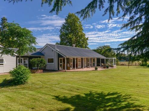 232 Te Aute Road, Havelock North
