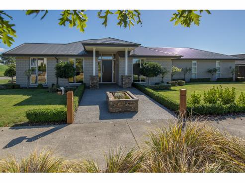 128 Pegasus Boulevard, Pegasus