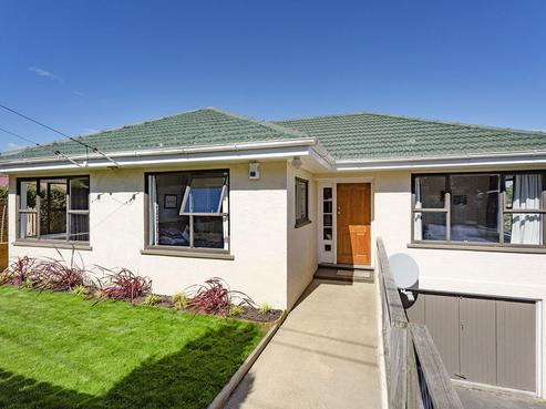 30 John Street, Abbotsford