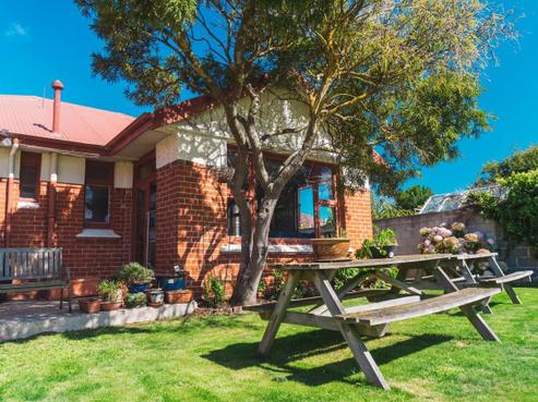 147 Tomahawk Road, Andersons Bay