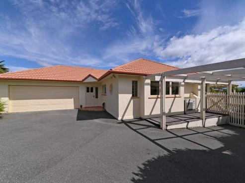 12 Crescent Street, Richmond