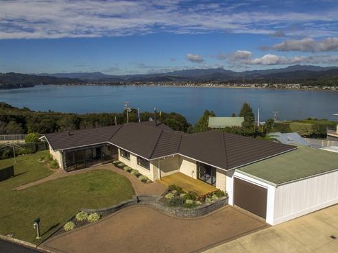 208 Buffalo Beach Road, Whitianga