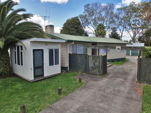 16 Coventry Road, Melville