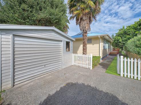 6A Logan Road, Buckland