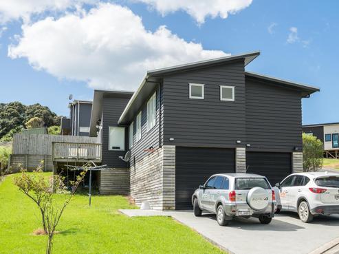 4 Waterman Drive, Langs Beach