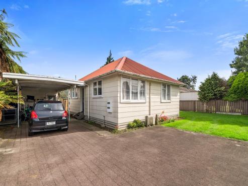 18B Monokia Street, Fairy Springs