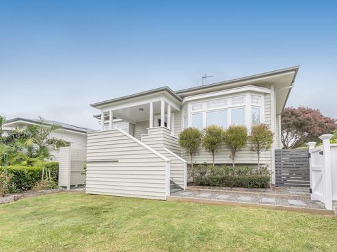 80 West End Road, Westmere