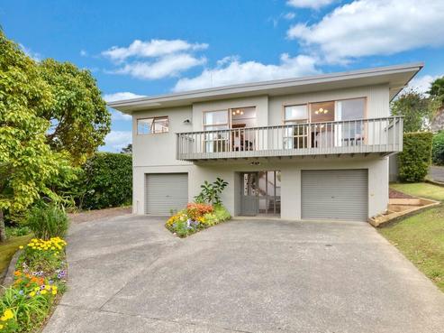 4 Montclair Rise, Browns Bay