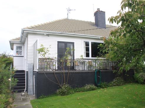 8 Macdonald Street, Waimataitai