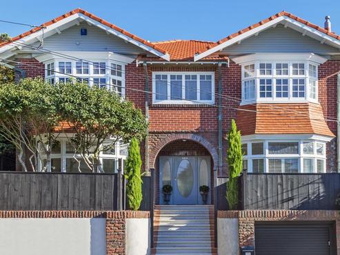 102 Bolton Street, Kelburn