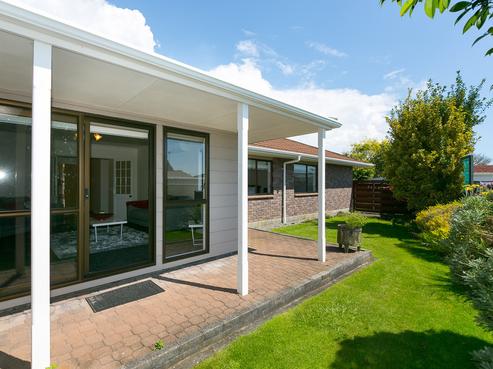 121 Heta Road, Highlands Park