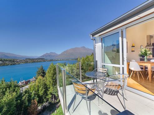 3/11 Gum Lane, Queenstown Central
