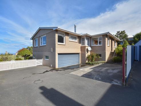 156 Highgate, Roslyn