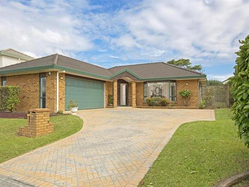 17 Ambleside Drive, Northpark
