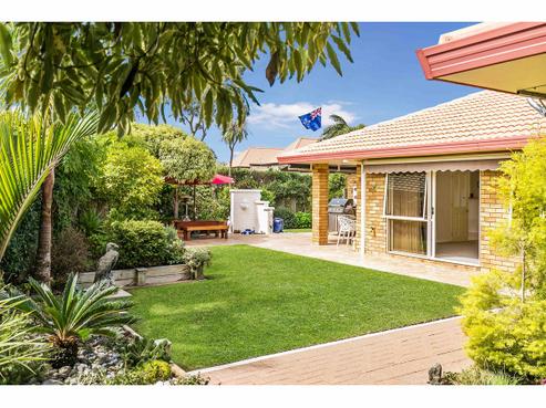 140 Lakeside Drive, Orewa