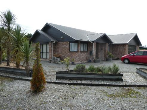 26A Banbury Street, Waimangaroa