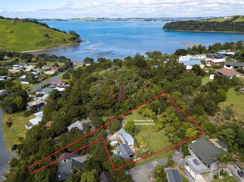 23 Campbell Road, Tawharanui Peninsula