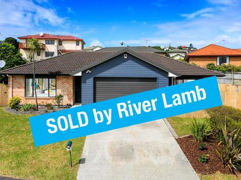 15 Black Teal Close, Unsworth Heights