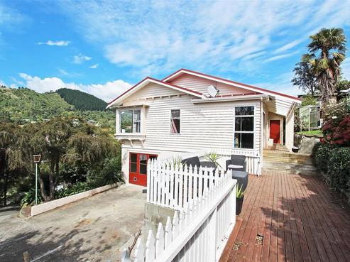 52 Locking Street, Nelson South