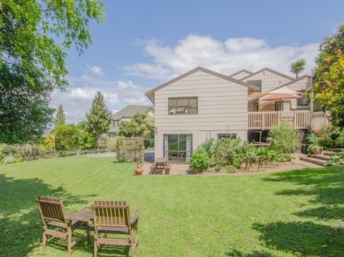 12 Himalaya Crescent, Lynfield