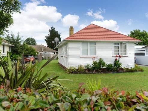 703 Norton Road, Akina