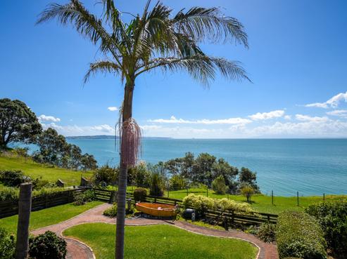 59 Howard Road, Orere Point