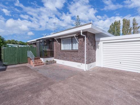 2/140 Parkhurst Road, Parakai