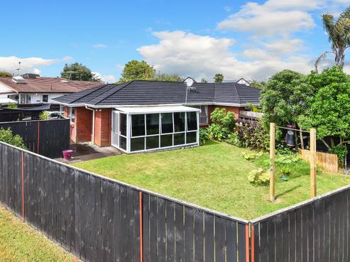 1 Tina Place, Sunnyhills