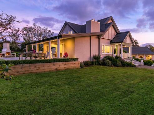 115 Attwood Road, Paremoremo