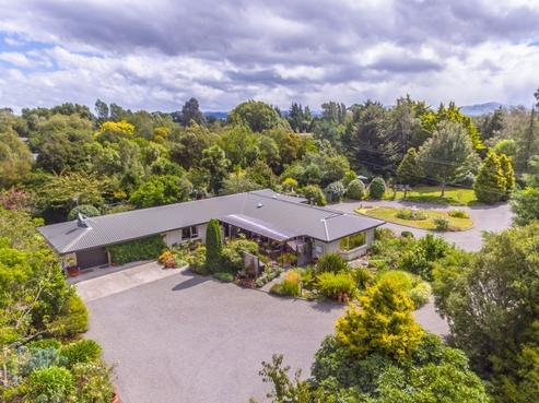 116 Willow Park Drive, Opaki