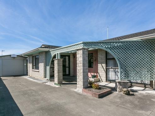 3/411 Avenue Road West, Hastings