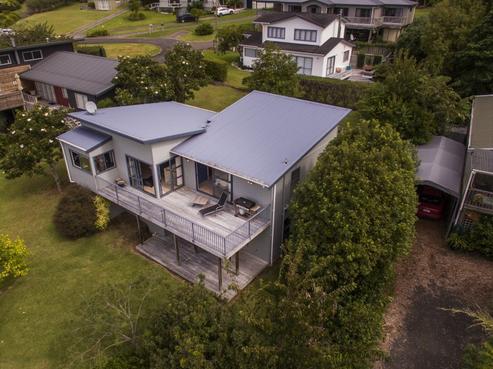 24 Grierson Close, Hahei