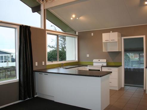 3 Clifton Drive, Waitara