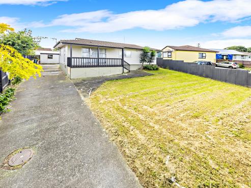 10 Caserta Place, Clover Park