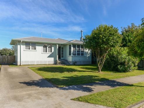 7 Tasman Street, Havelock North