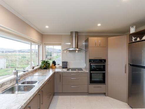 151 Pacific Drive, Fitzherbert