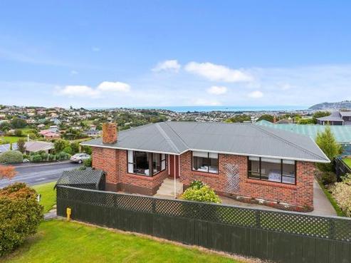 92 Dunrobin Street, Waverley
