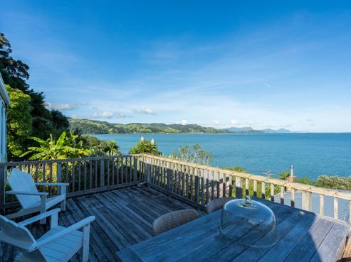 106 Beach Road, Onerahi
