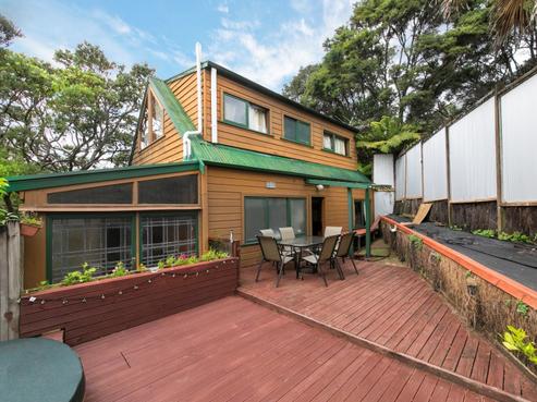 221B Titirangi Road, Titirangi