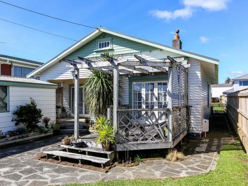 148 Lemon Street, Strandon
