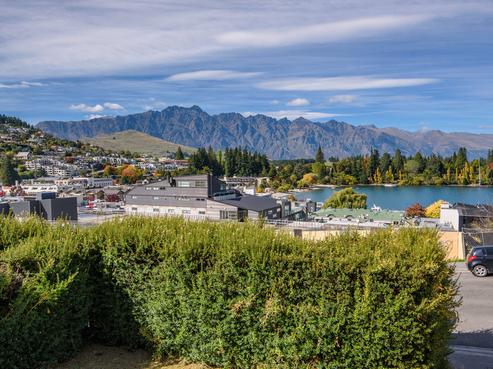 35 Man Street, Queenstown Central